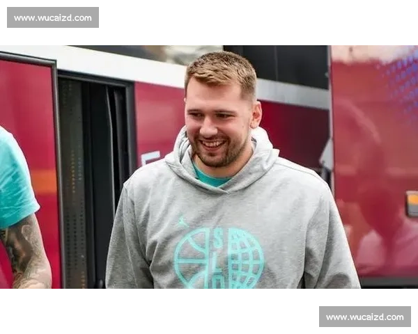 德国与土耳其友谊赛激战精彩回顾 双方球员表现与战术分析