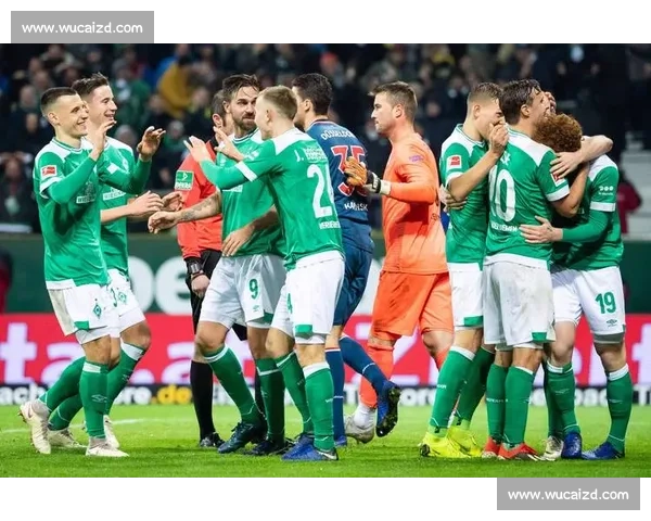 沙尔克04主场迎战莱红牛德甲焦点对决前瞻分析战术博弈与走势解读 沙尔克04主场迎战莱红牛德甲焦点对决前瞻分析战术博弈与走势解读